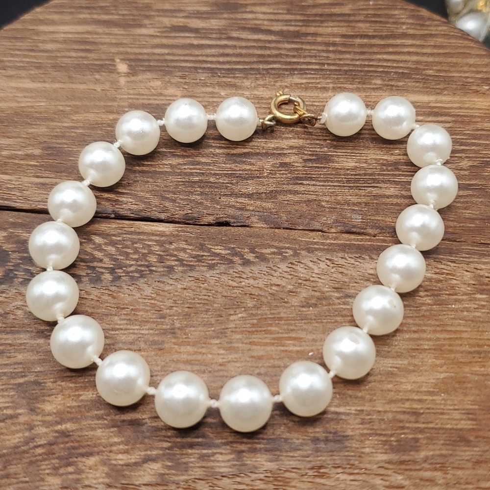 Hand tied elegant pearl bracelet faux‎ B2807
